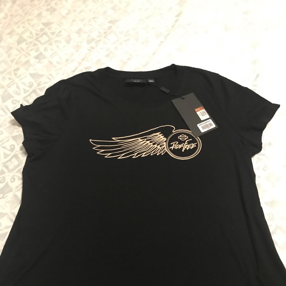 Harley-Davidson shirt